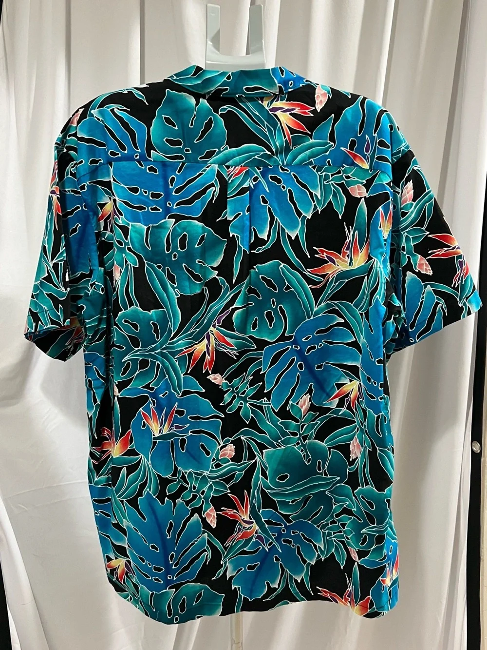 Men's Black Tropical Leaf Button-Down Shirt in Teal Blue